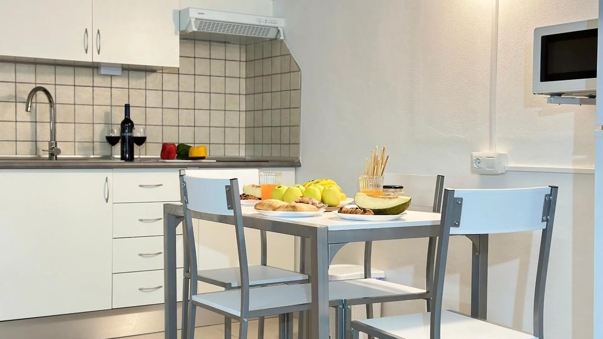 Acogedor Apartamento Cerca De La Playa, Wifi La Laguna  La Laguna (Tenerife)
